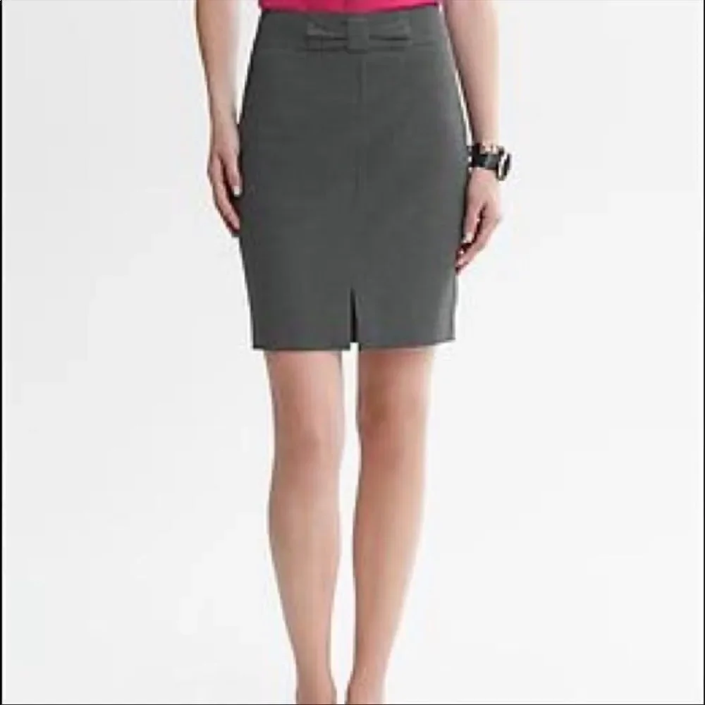 Banana Republic Micro-dot Bow Front Pencil Skirt - Picture 2 of 10